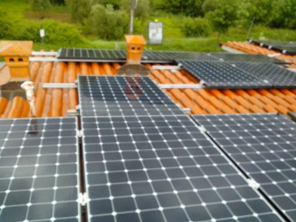 Nuovo impianto Fotovoltaico SunPower della Lightland a Pontassieve, Firenze, Lombardia